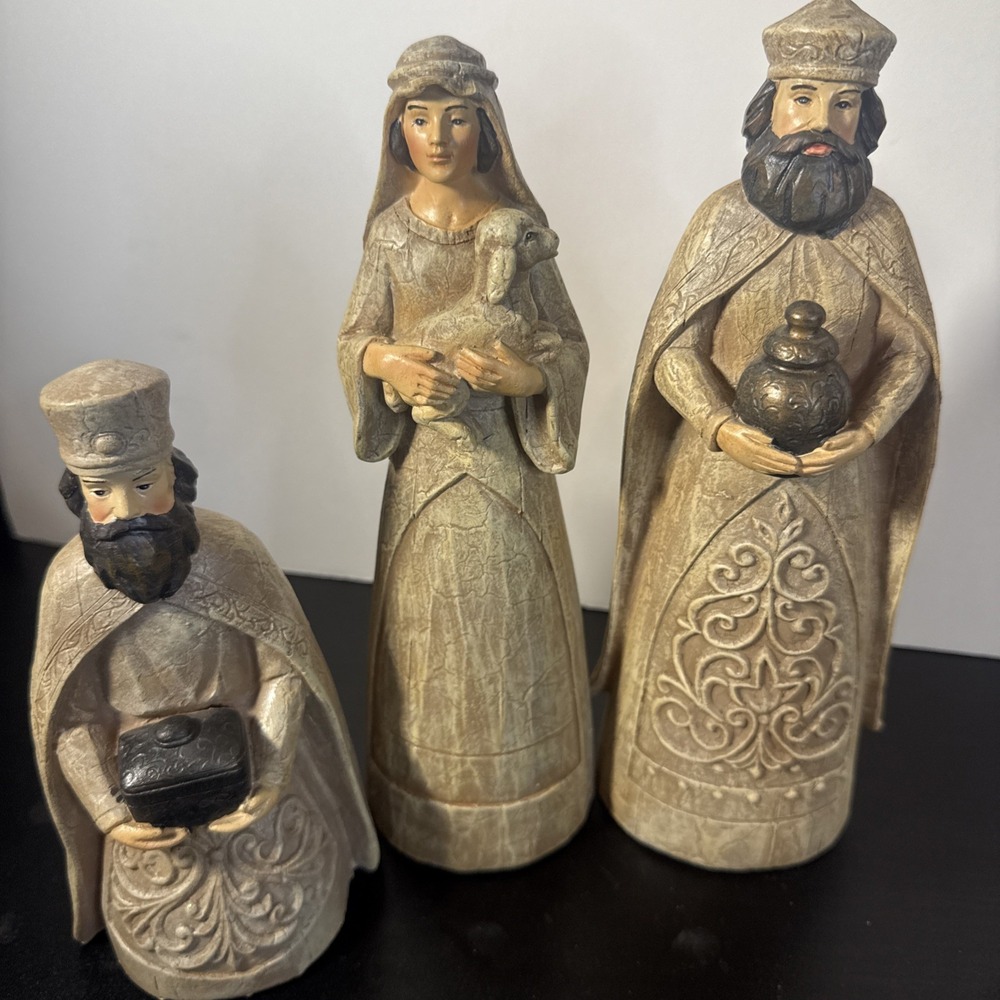Celebrating Home Exclusive Pure Grace Nativity‎ 3 Pcs From Set